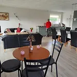 Villa-amby 度假居 *