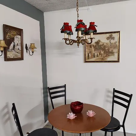 Villa-amby 度假居 *