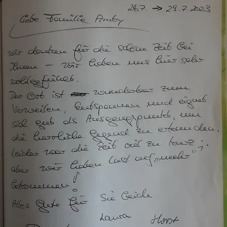 Villa-amby Nyaraló *